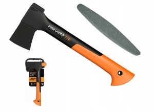 SIEKIERA FISKARS X7 XS 640 G + OSEŁKA NEO